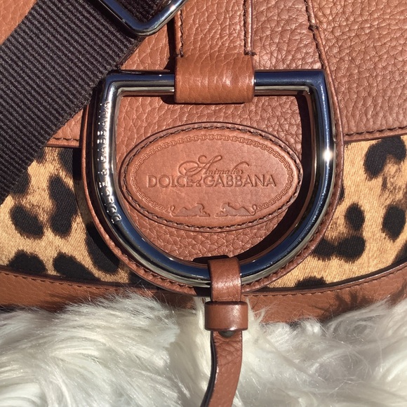 DOLCE & GABBANA
Leather & Canvas Leopard Animalier Saddle Crossbody Bag - Picture 6 of 12